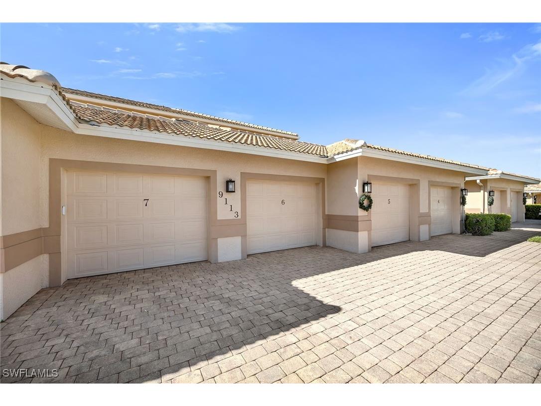 9113 Michael Circle #6 Naples FL 34113 226000974 image38