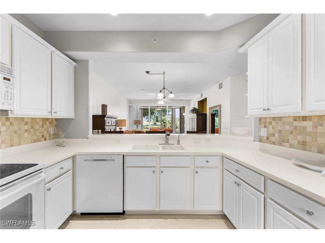 9113 Michael Circle #7 Naples FL 34113 225069491 image14