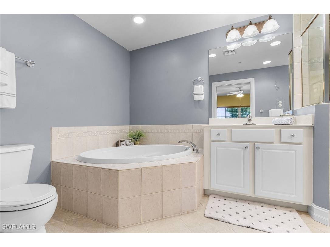 9113 Michael Circle #7 Naples FL 34113 225069491 image22