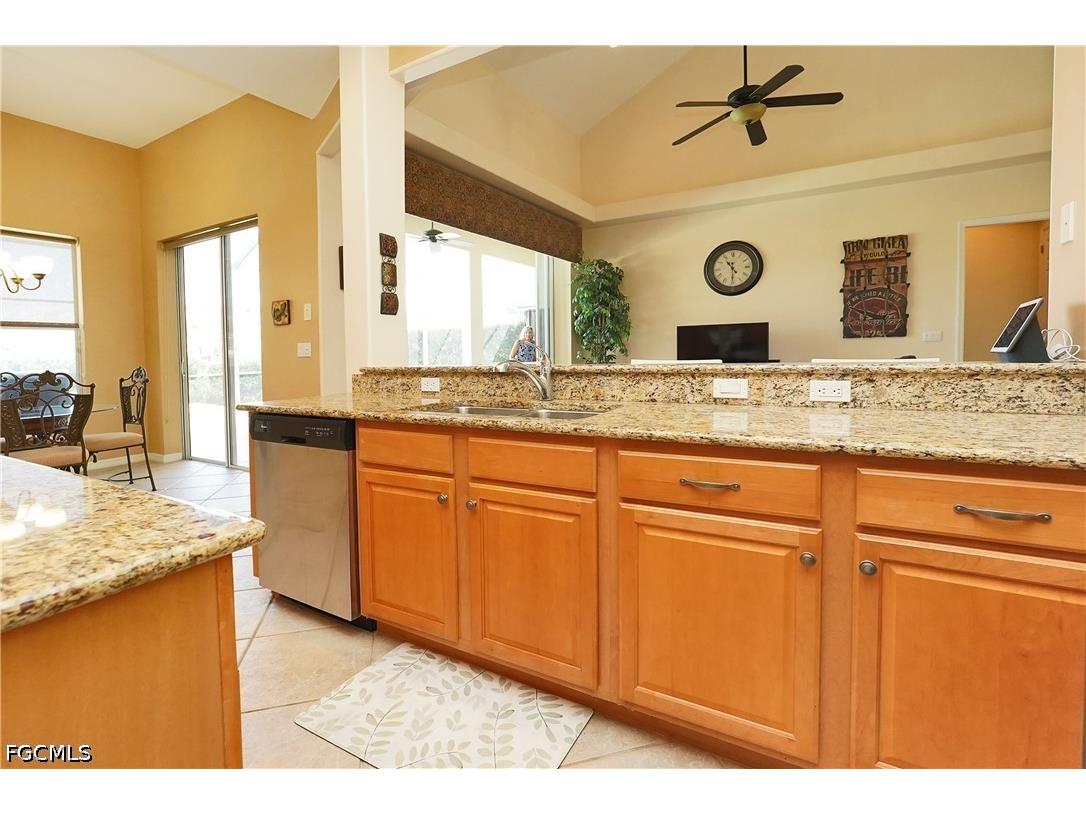 9116 Links Drive Fort Myers FL 33913 2026018587 image10