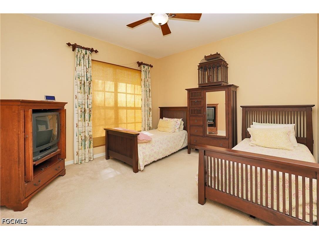 9116 Links Drive Fort Myers FL 33913 2026018587 image15