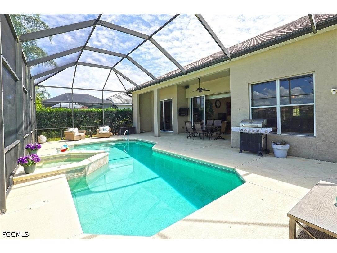 9116 Links Drive Fort Myers FL 33913 2026018587 image24