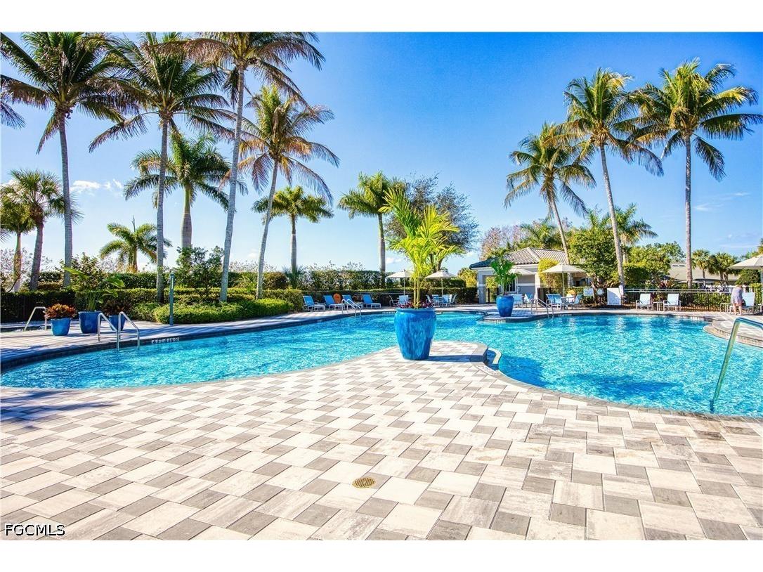 9116 Links Drive Fort Myers FL 33913 2026018587 image48