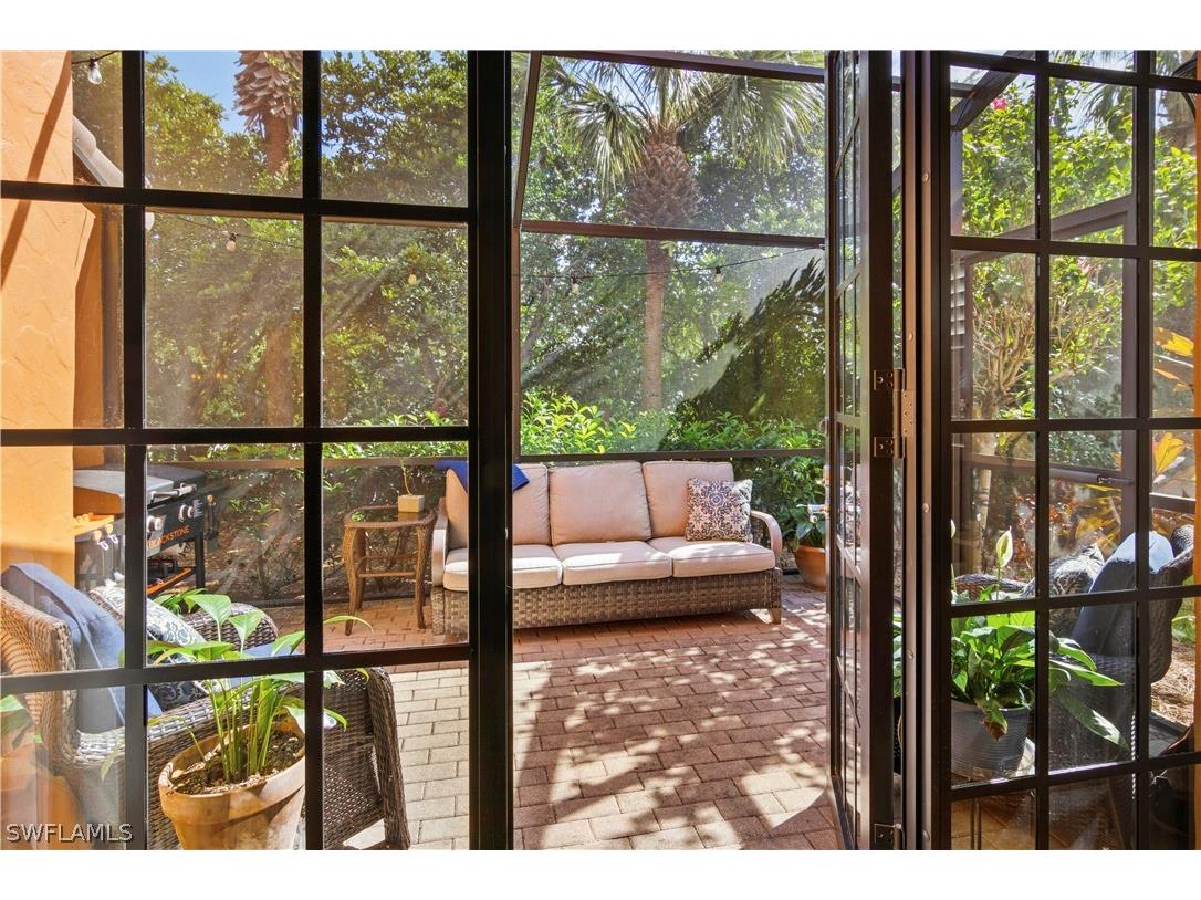 9118 Chula Vista Street #12003 Naples FL 34113 226006605 image3