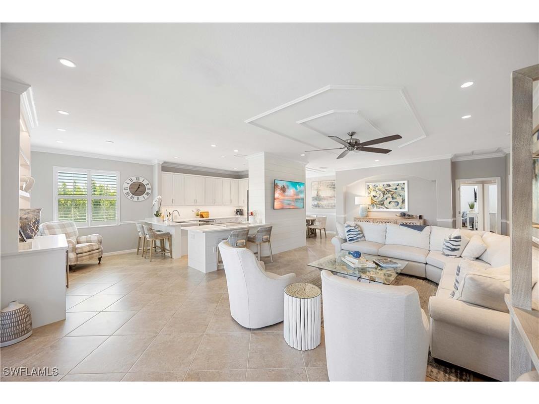 9118 Prima Way #202 Naples FL 34113 225023026 image1