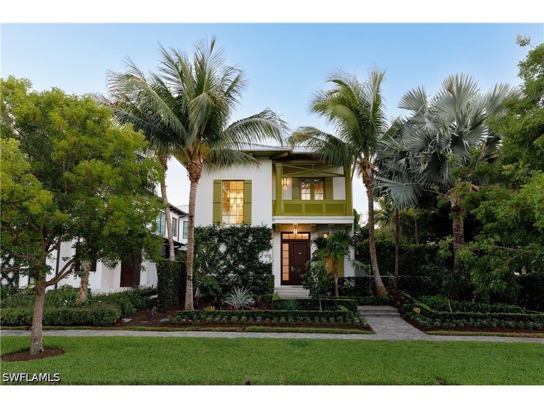 912 9th Avenue S Naples FL 34102 226014208 image1