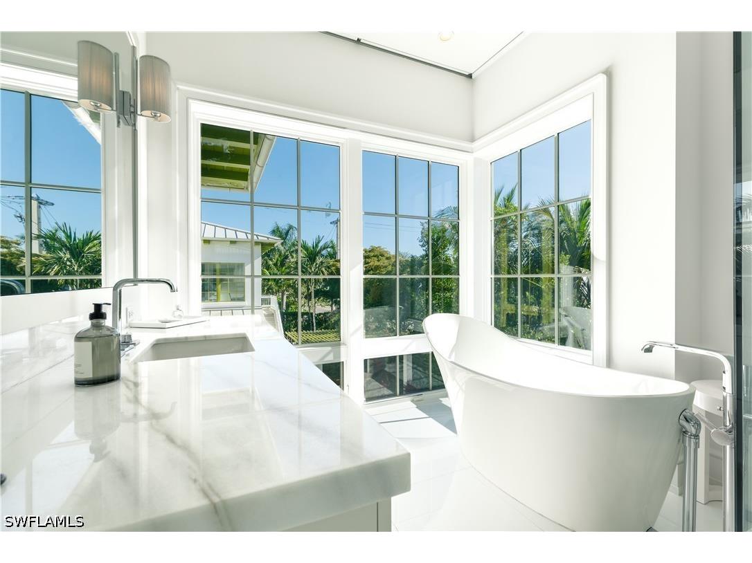 912 9th Avenue S Naples FL 34102 226014208 image21