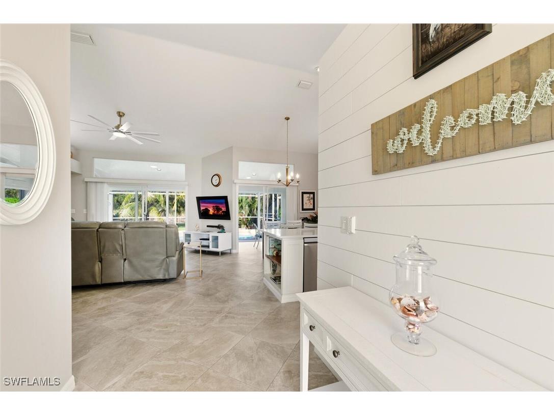 912 Belville Boulevard Naples FL 34104 225077819 image2