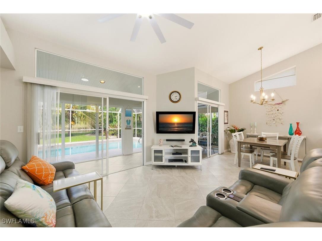 912 Belville Boulevard Naples FL 34104 225077819 image3