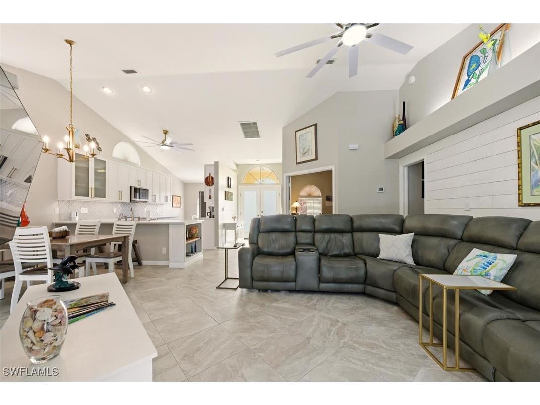 912 Belville Boulevard Naples FL 34104 225077819 image7