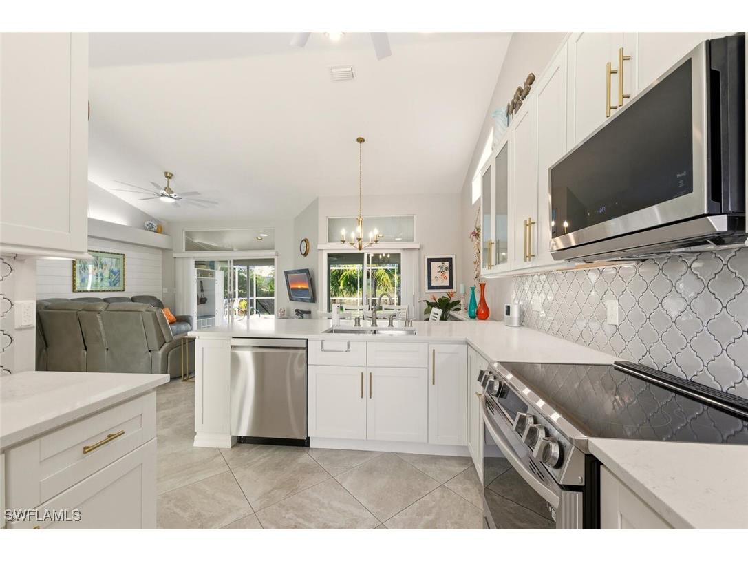 912 Belville Boulevard Naples FL 34104 225077819 image9