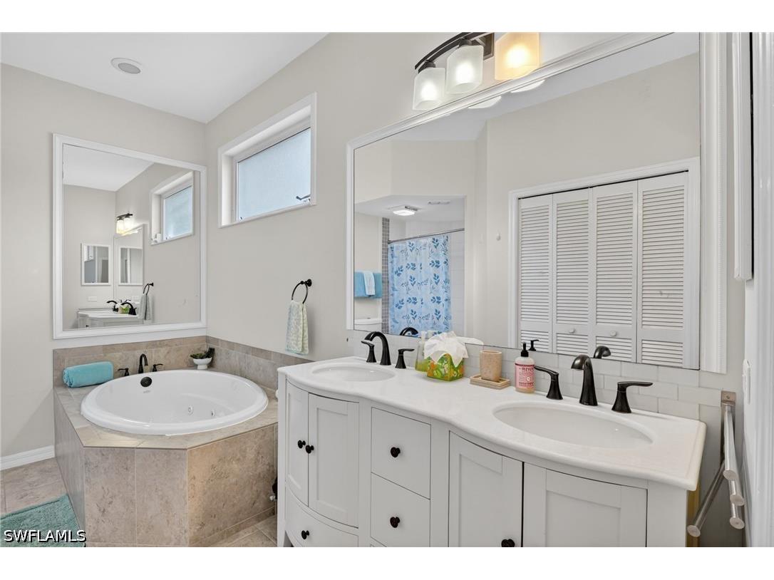 912 Briarwood Boulevard Naples FL 34104 226018504 image17
