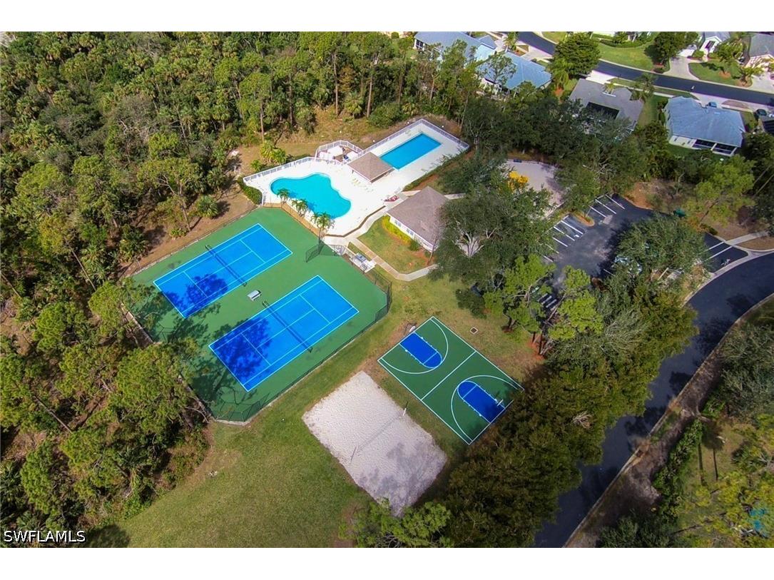 912 Briarwood Boulevard Naples FL 34104 226018504 image26