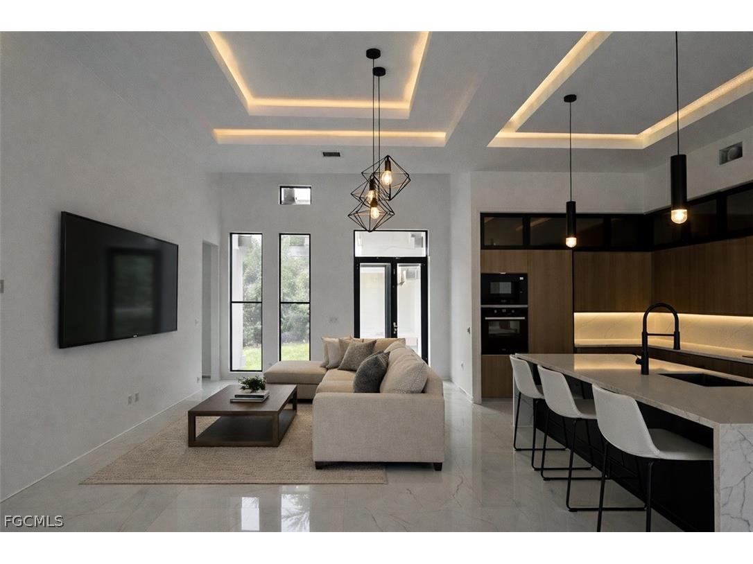 912 Cleveland Avenue Lehigh Acres FL 33972 2026013498 image5