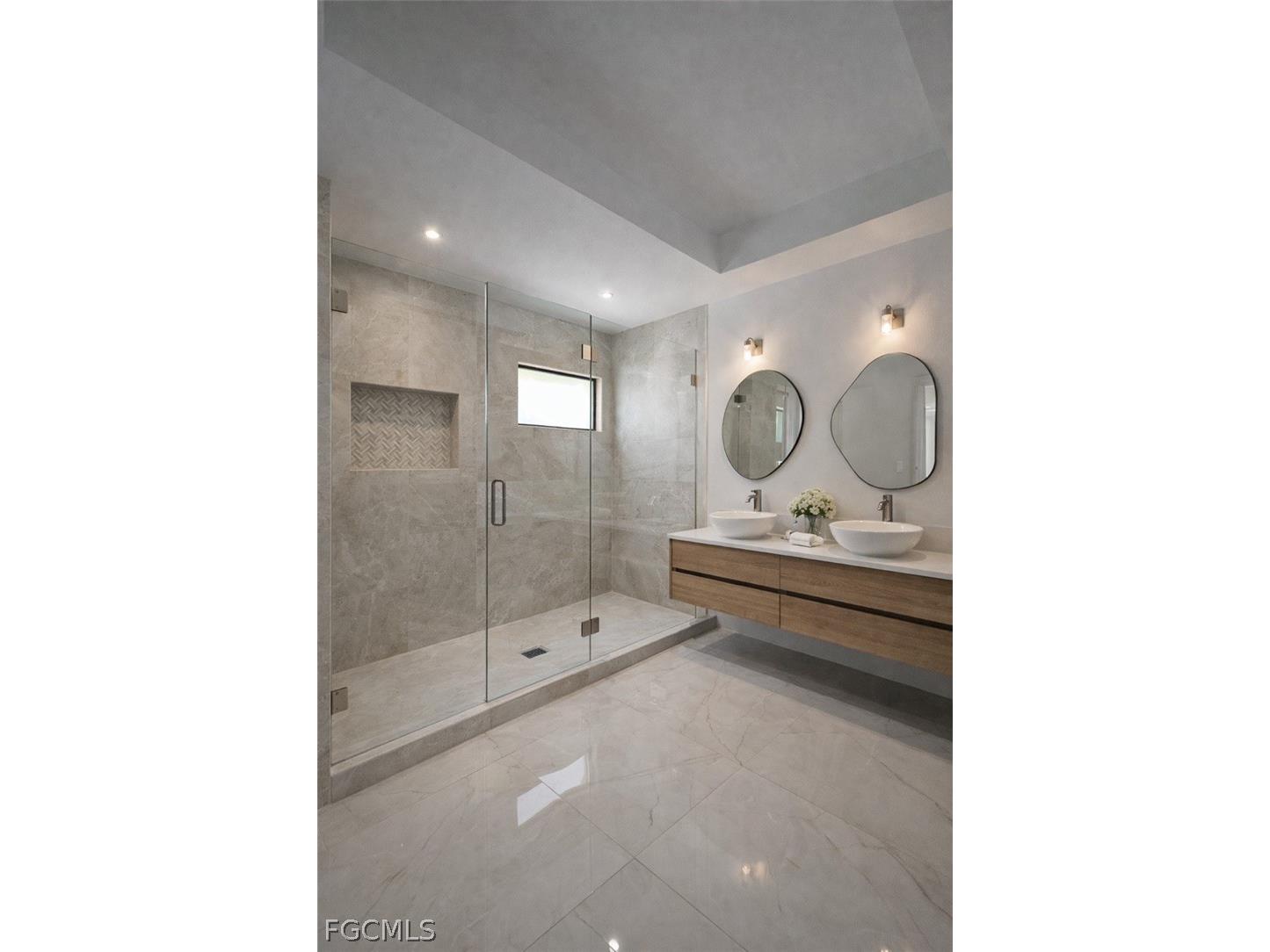 912 Cleveland Avenue Lehigh Acres FL 33972 2026013498 image9