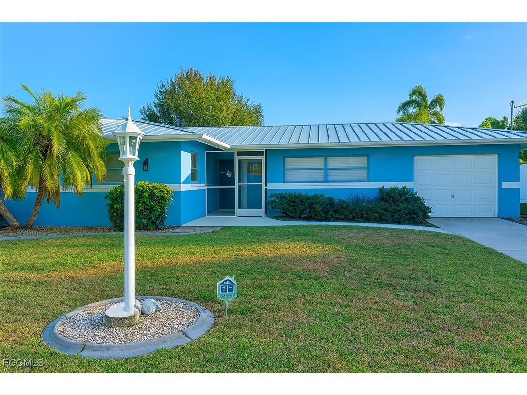 912 Dolphin Drive Cape Coral FL 33904 2025020329 image1
