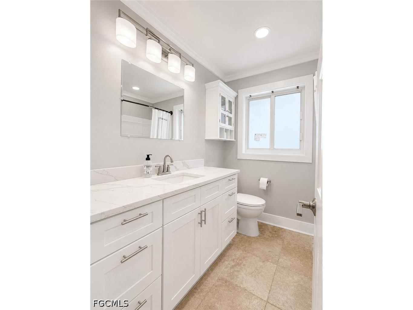 912 Dolphin Drive Cape Coral FL 33904 2026021923 image12