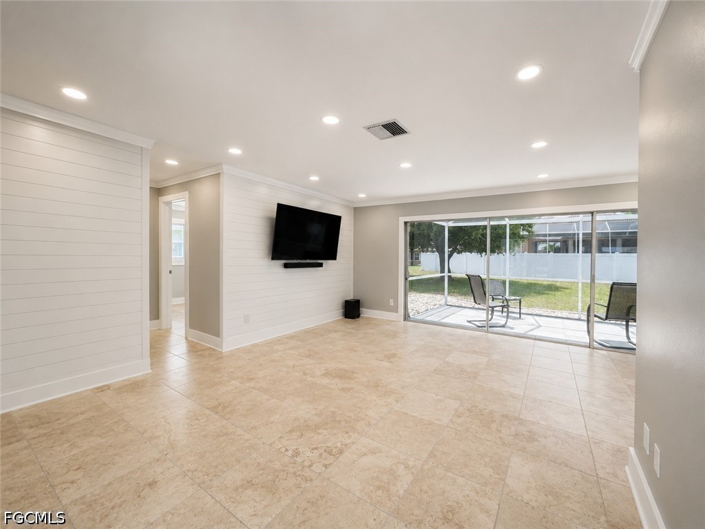 912 Dolphin Drive Cape Coral FL 33904 2026021923 image4