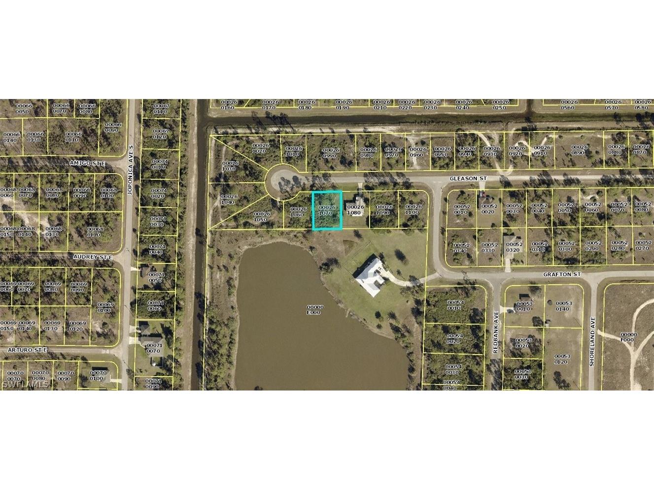 912 Gleason Street Lehigh Acres FL 33974 223011812 image1