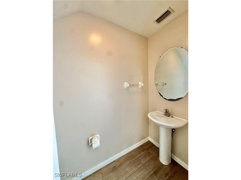 912 Hampton Circle #92 Naples FL 34105 225074258 image7