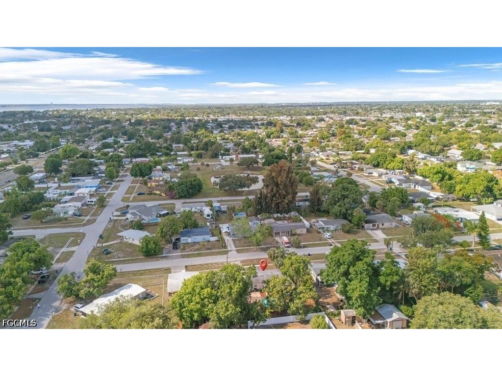 912 Hibiscus Lane North Fort Myers FL 33903 2026022540 image24