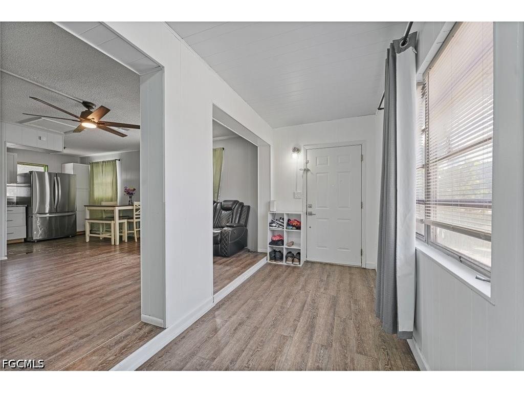 912 Hibiscus Lane North Fort Myers FL 33903 2026022540 image3
