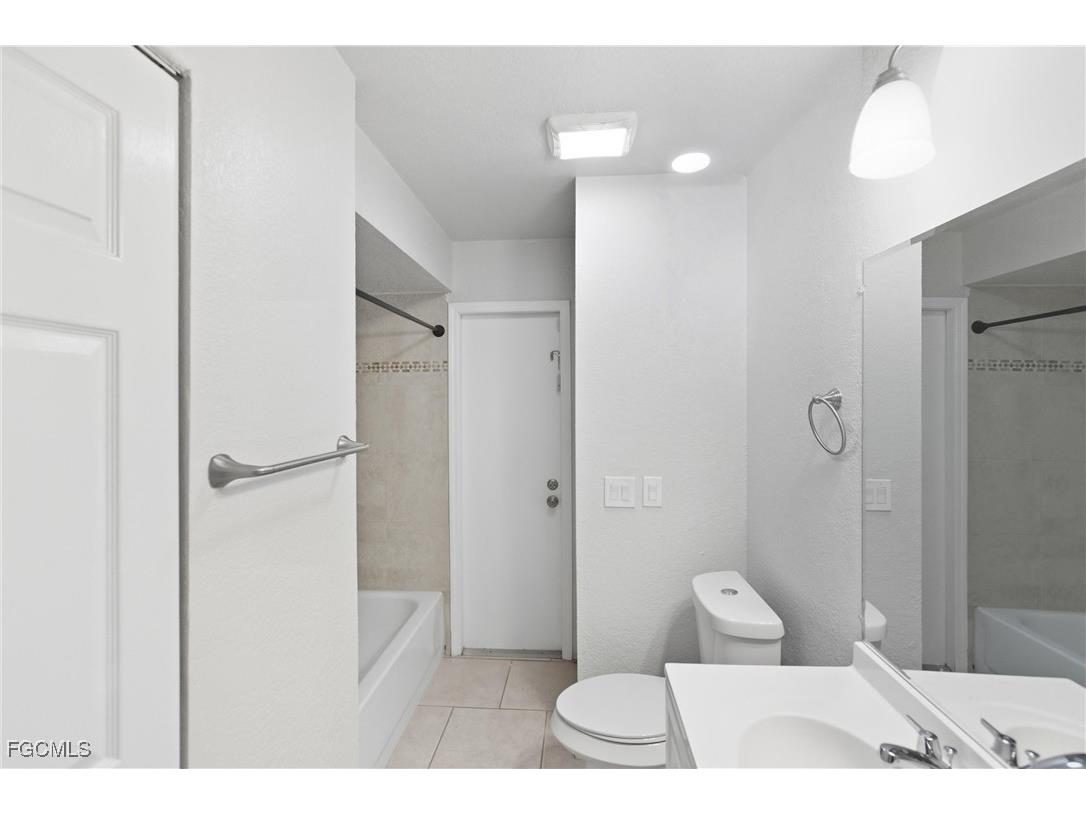 912 Lincoln Avenue Lehigh Acres FL 33972 2025016107 image22