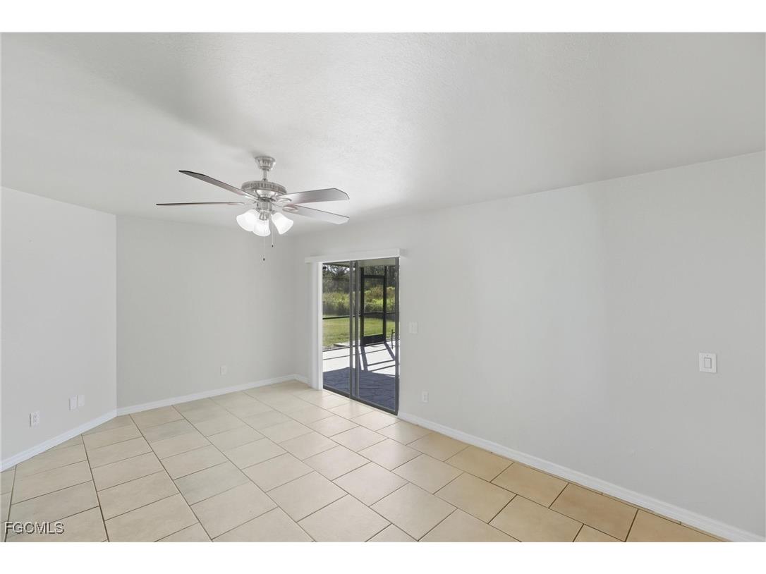 912 Lincoln Avenue Lehigh Acres FL 33972 2025016107 image8