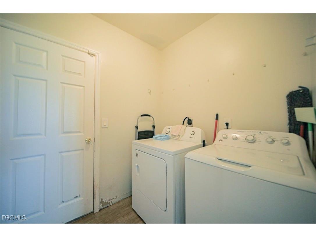 912 Maywood Avenue S Lehigh Acres FL 33974 2025012758 image18