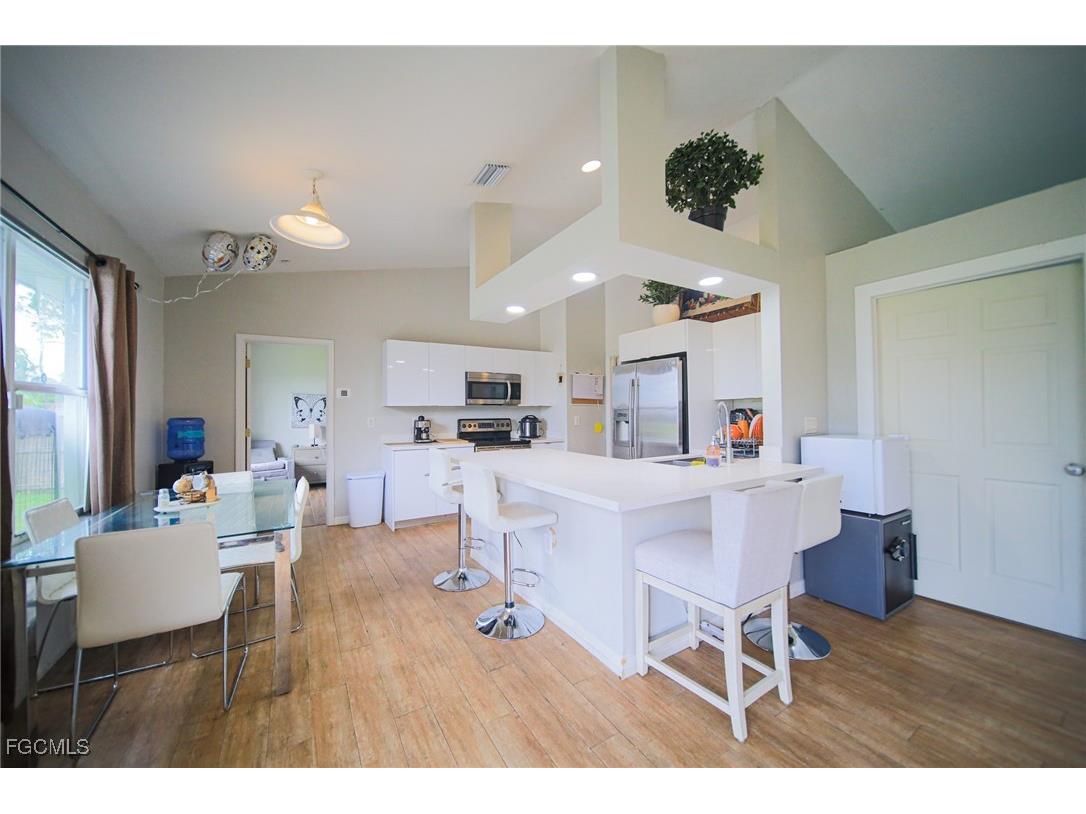 912 Maywood Avenue S Lehigh Acres FL 33974 2025012758 image5