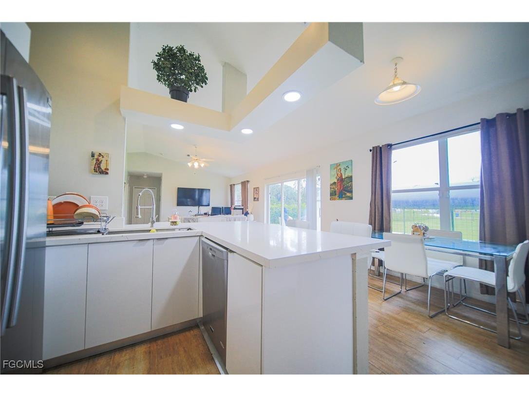 912 Maywood Avenue S Lehigh Acres FL 33974 2025012758 image6