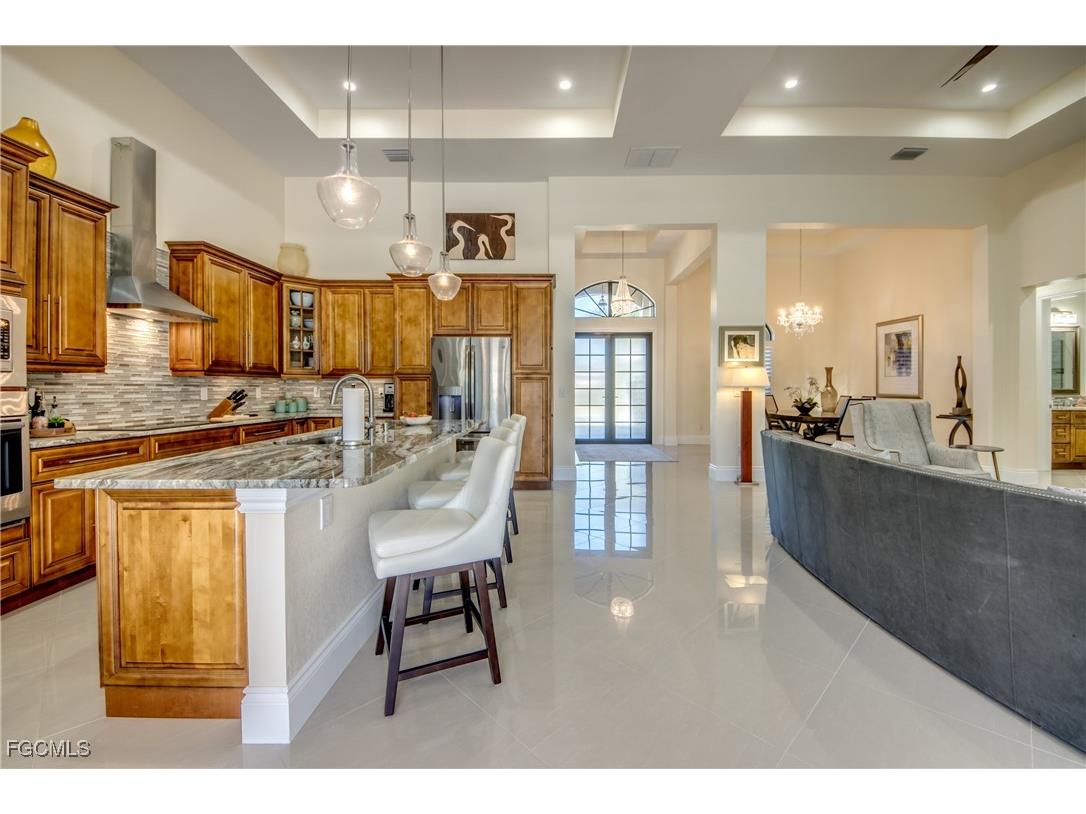 912 Palmetto Pointe Circle Cape Coral FL 33991 2025021736 image12