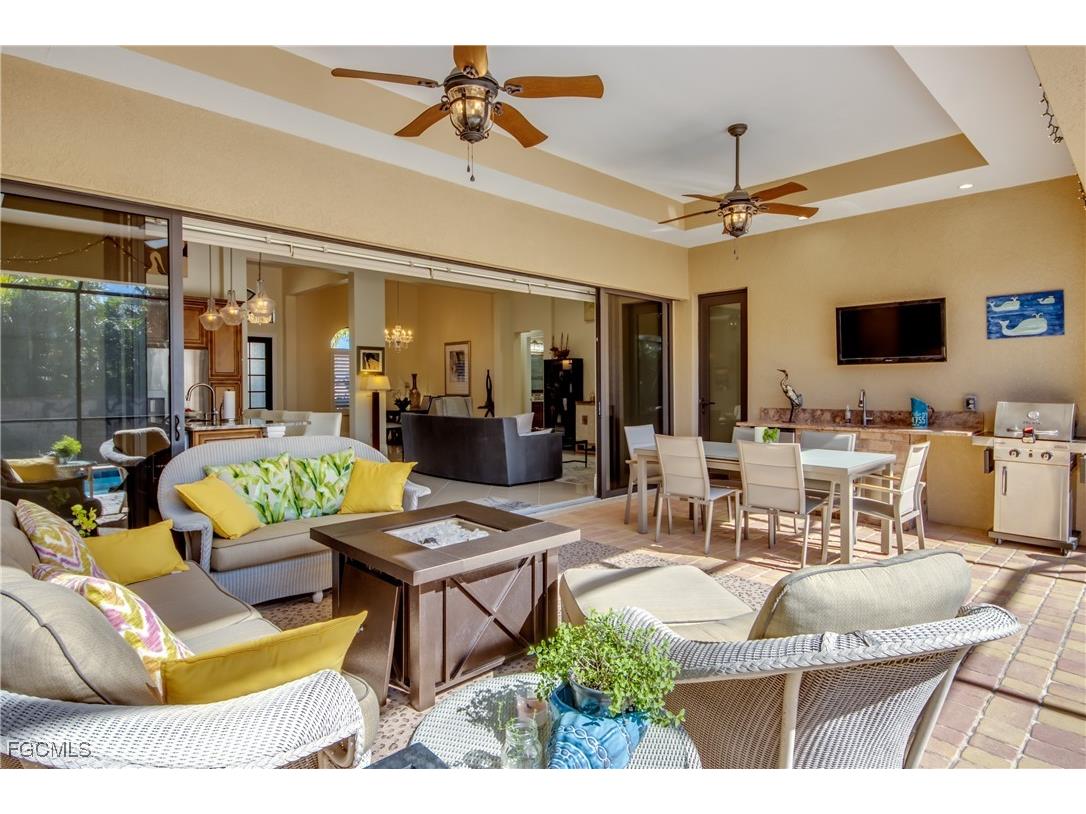 912 Palmetto Pointe Circle Cape Coral FL 33991 2025021736 image37