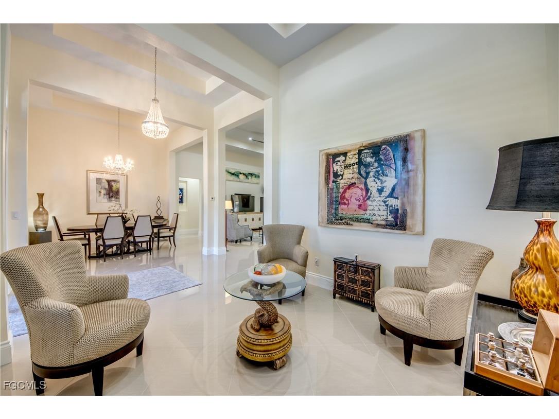 912 Palmetto Pointe Circle Cape Coral FL 33991 2025021736 image5