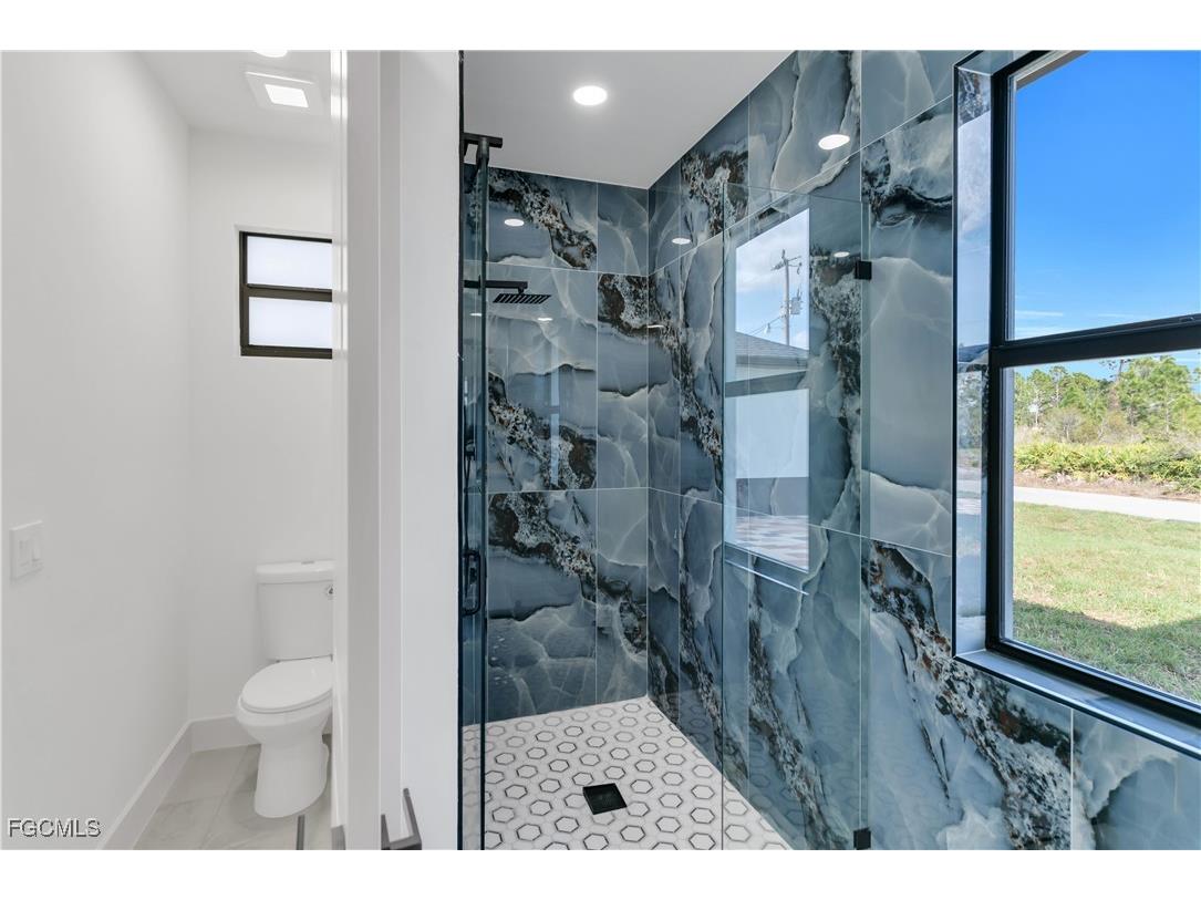 912 Pine Avenue Lehigh Acres FL 33972 2025007722 image27