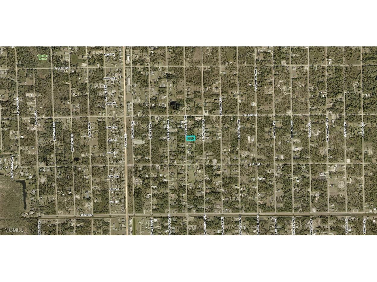 912 Roosevelt Avenue Lehigh Acres FL 33936 2025010068 image5