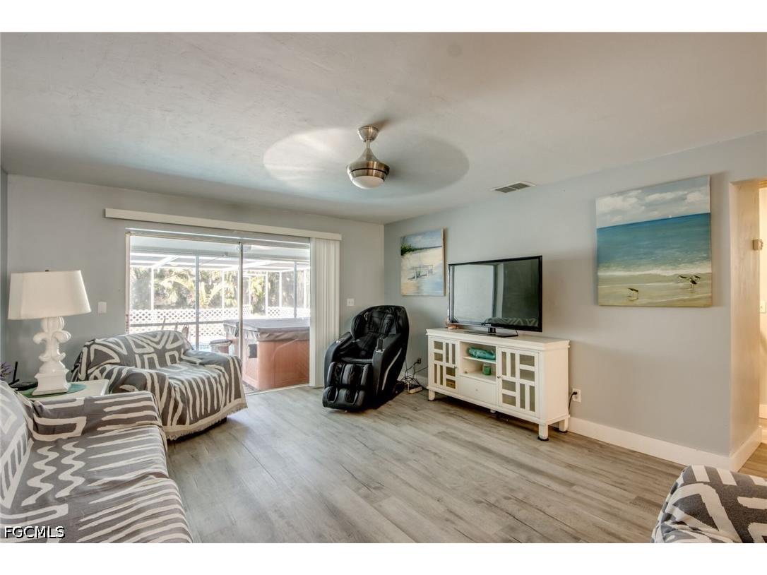912 SE 24th Avenue #A Cape Coral FL 33990 2026015571 image6