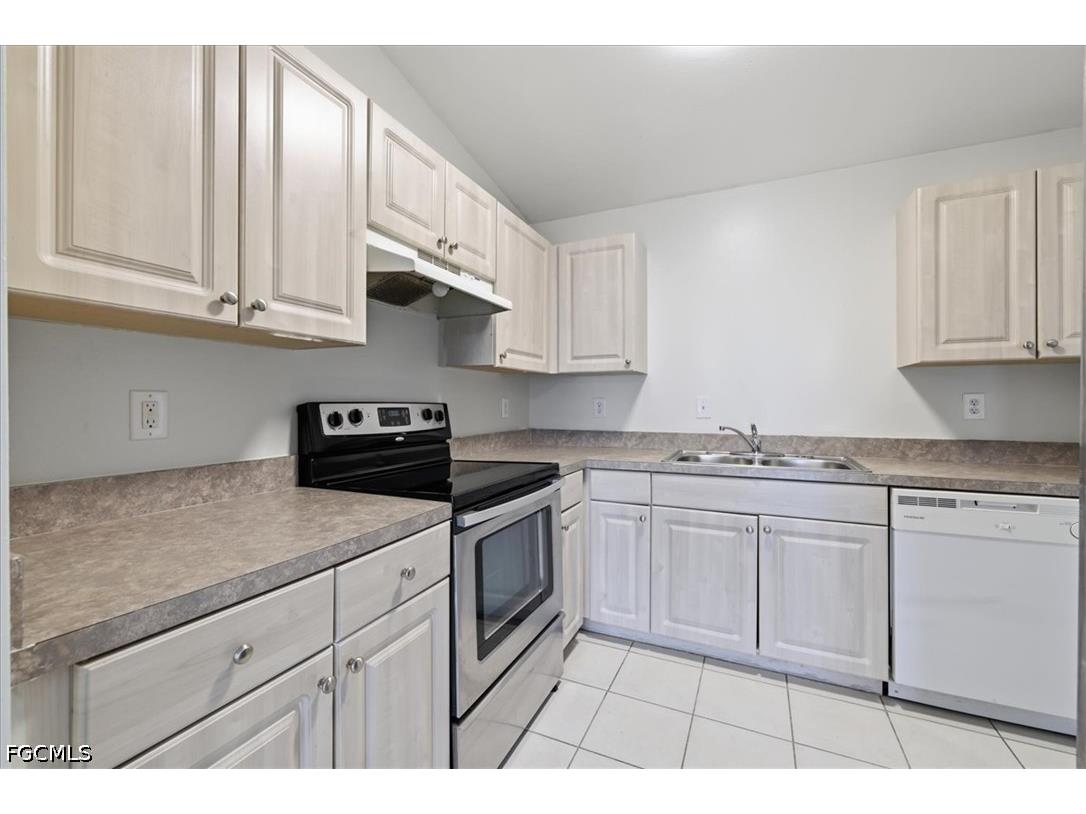 912 SE 6th Court Cape Coral FL 33990 2026029744 image15