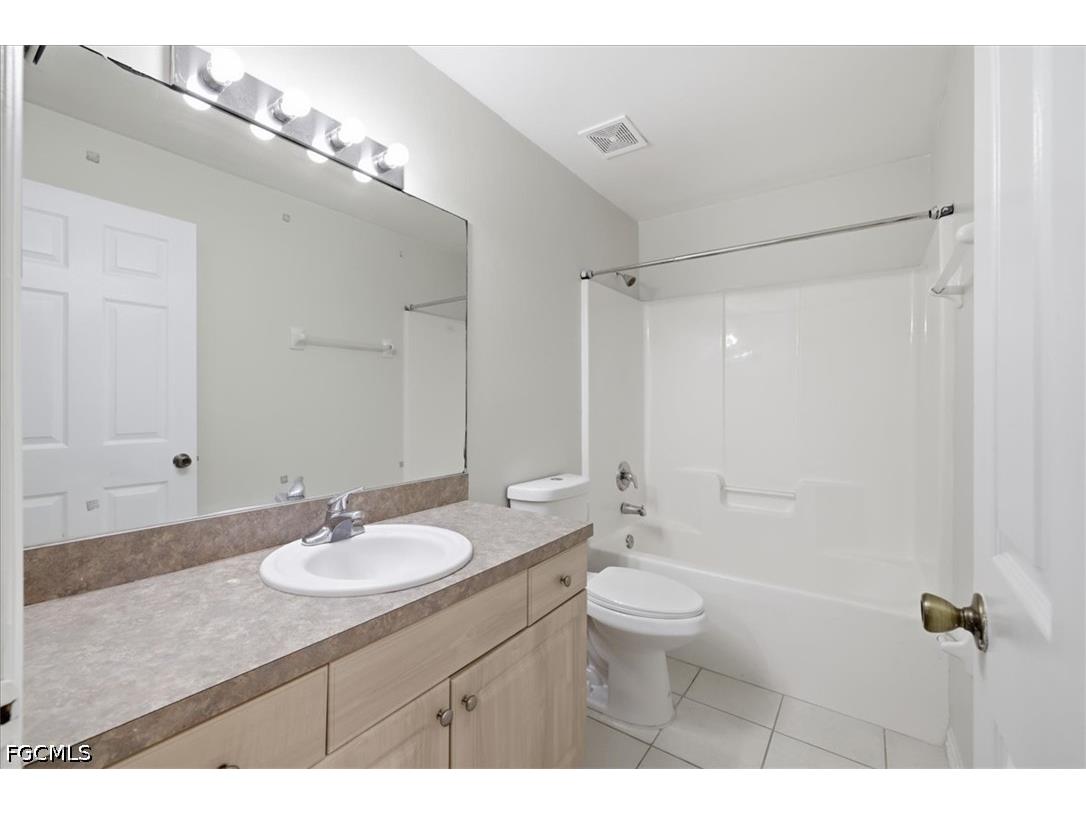 912 SE 6th Court Cape Coral FL 33990 2026029744 image24