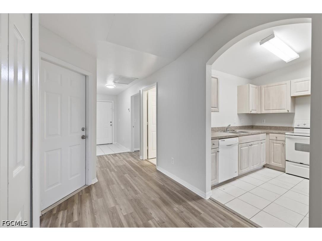 912 SE 6th Court Cape Coral FL 33990 2026029744 image26