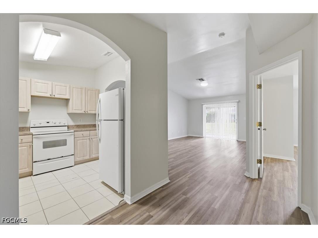 912 SE 6th Court Cape Coral FL 33990 2026029744 image27