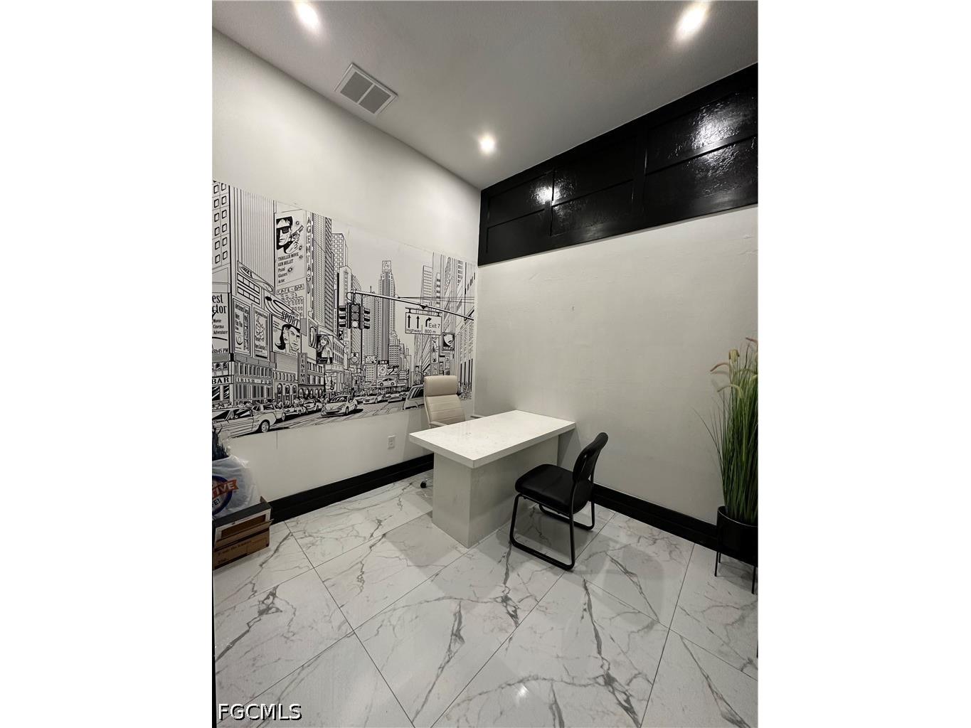 912 SE 8th Place Cape Coral FL 33990 2026019336 image11