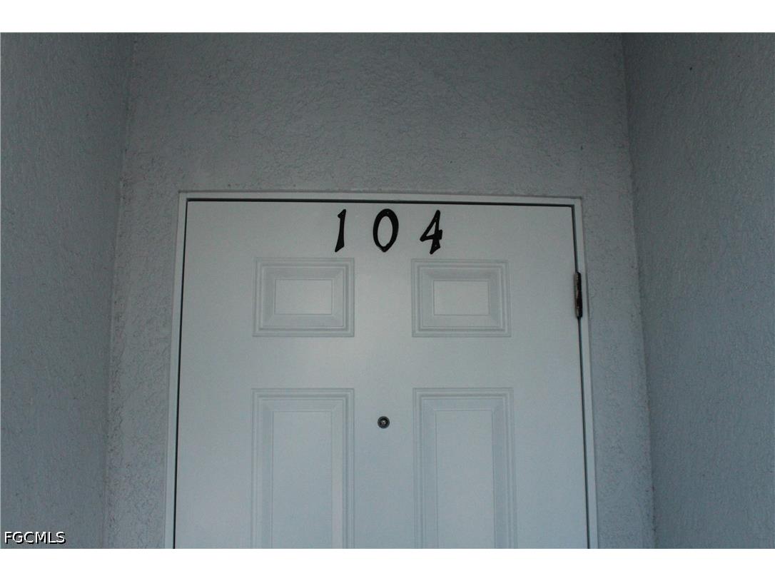 912 SW 39th Terrace #104 Cape Coral FL 33914 2026016493 image2