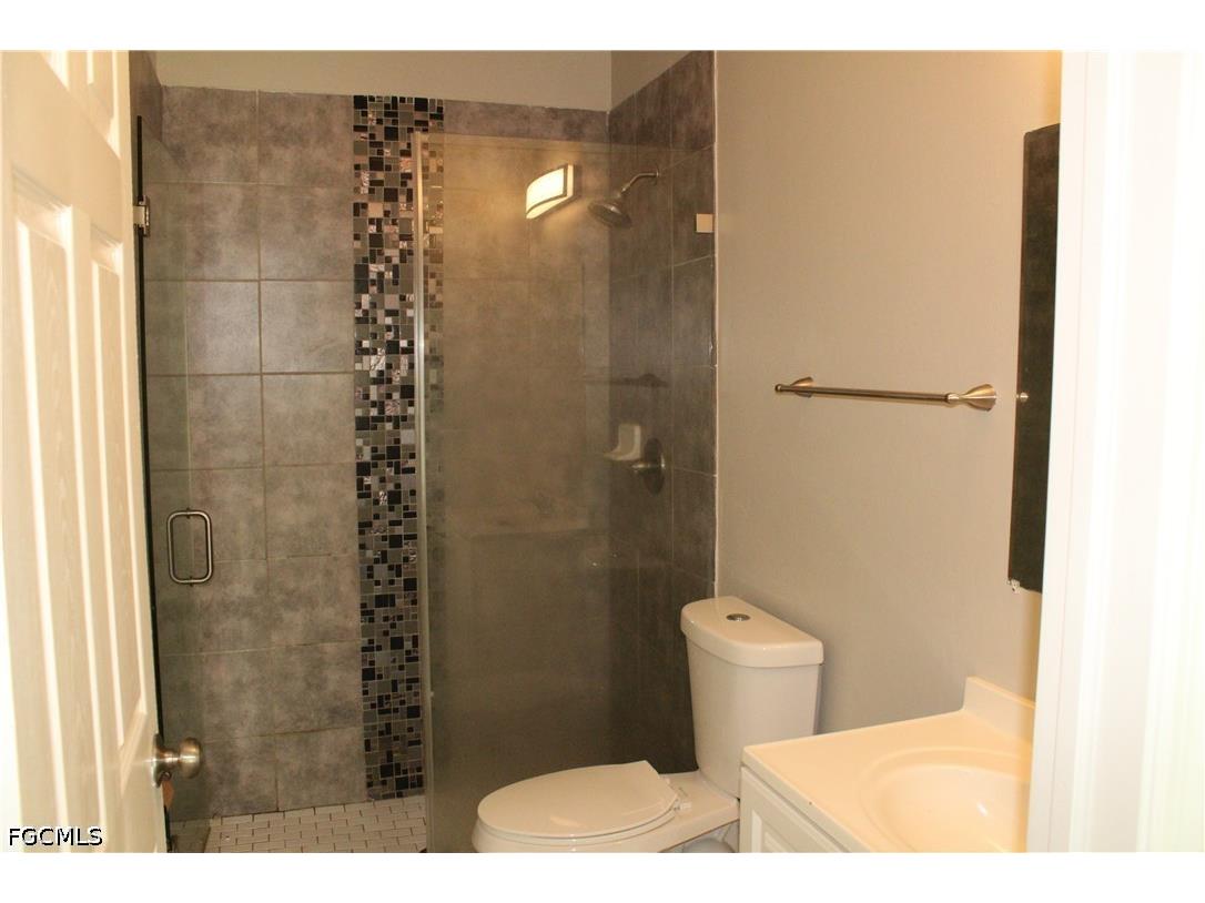 912 SW 39th Terrace #104 Cape Coral FL 33914 2026016493 image8