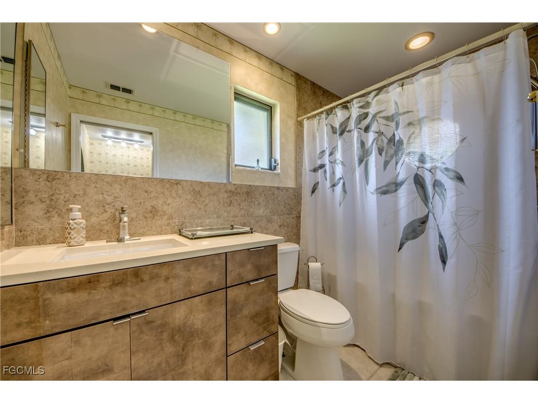 912 SW 54th Lane Cape Coral FL 33914 2025002812 image17