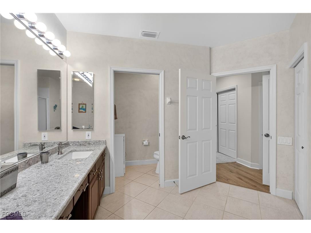 9121 Southmont Cove #406 Fort Myers FL 33908 2026002194 image27