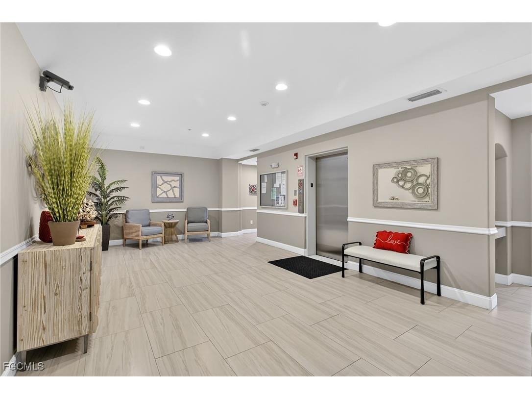 9121 Southmont Cove #406 Fort Myers FL 33908 2026002194 image7