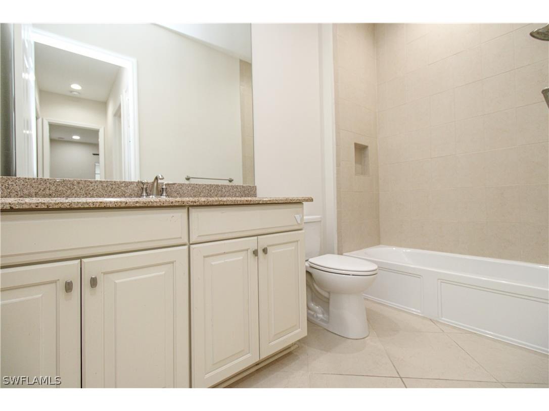 9122 Isla Bella Circle Bonita Springs FL 34135 226012002 image11