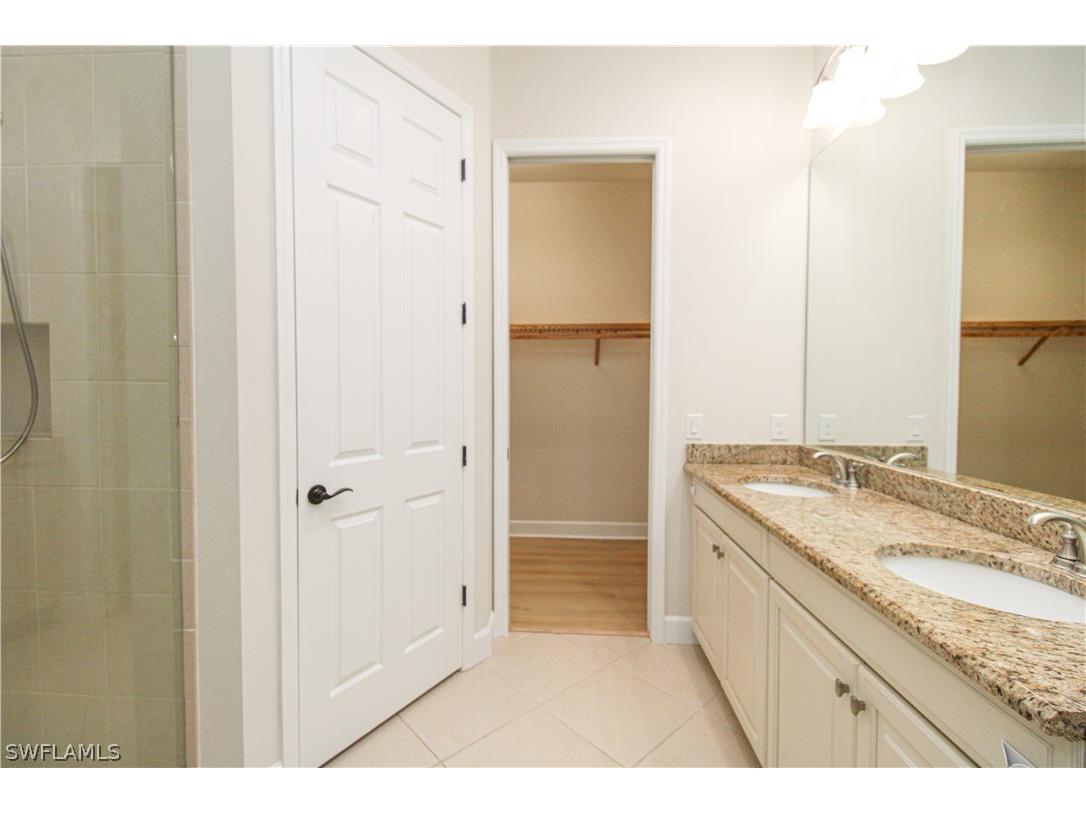 9122 Isla Bella Circle Bonita Springs FL 34135 226012002 image14