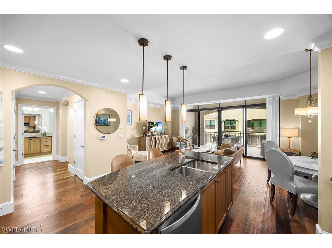 9123 Strada Place #7501 Naples FL 34108 226007660 image10
